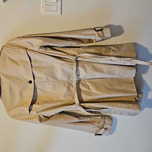 Banana Republic trench coat - Picture 4 of 4